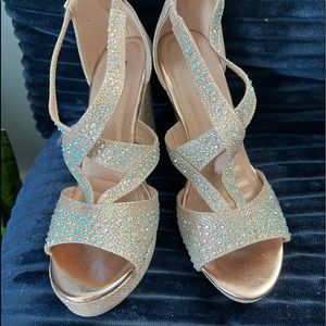 7.5 strappy rhinestone encrusted wedges with zip up back